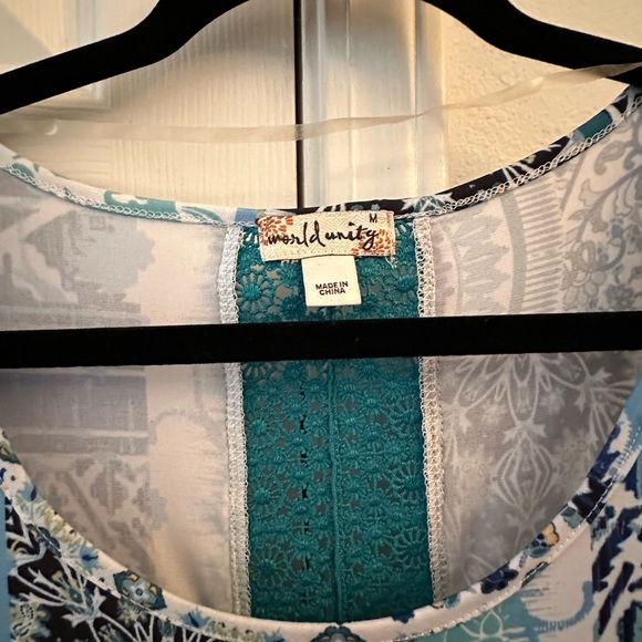 World Unity Maxi Dress Medium - Picture 2 of 3